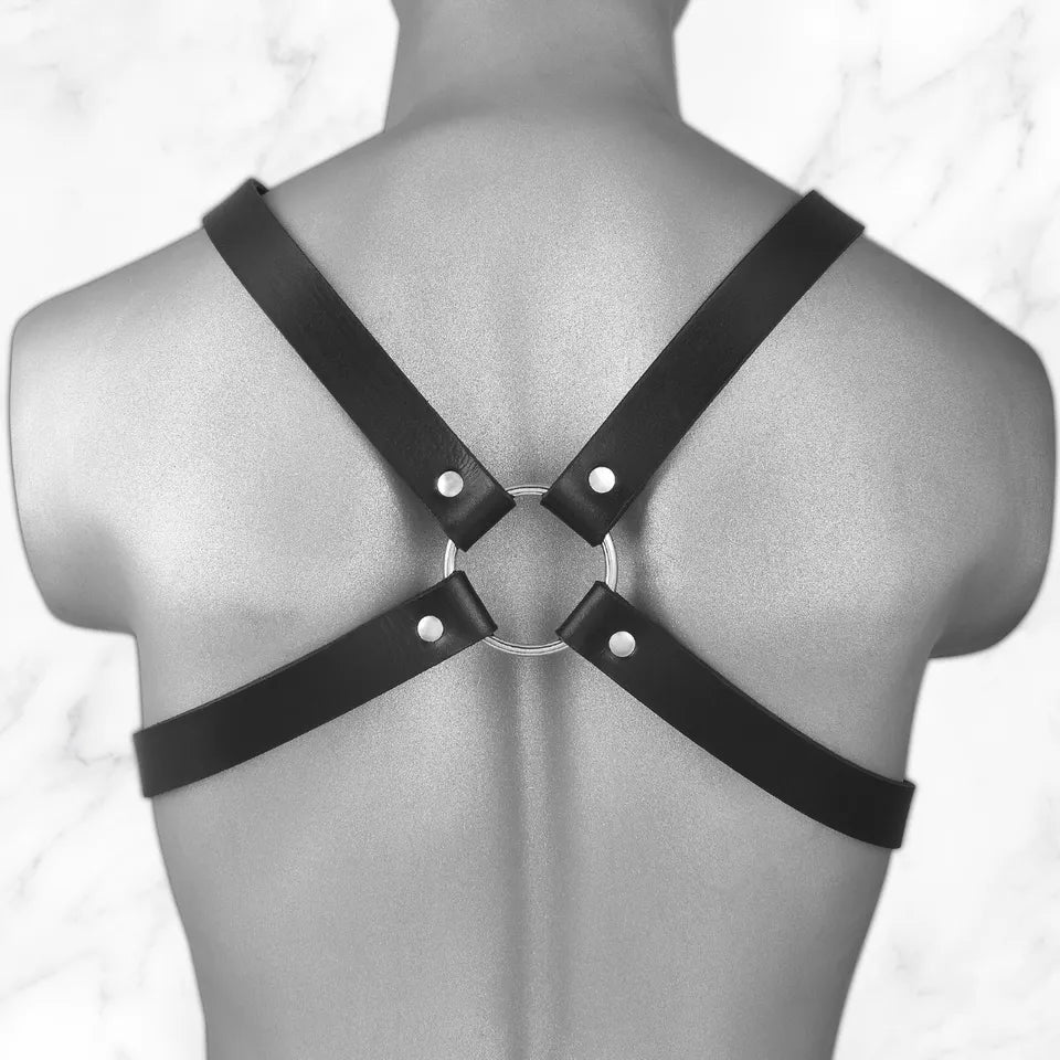 Men s Cowhide Leather Body Chest Harness Belt with O Ring Clubwear Corset